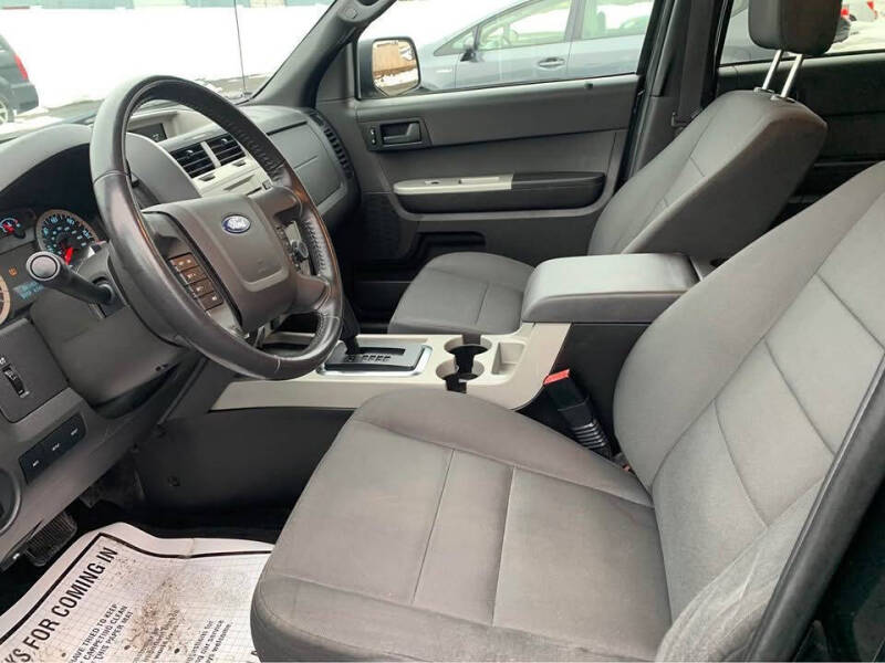 2011 Ford Escape XLT