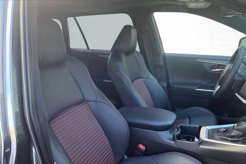 2025 Toyota RAV4 Plug-in Hybrid XSE