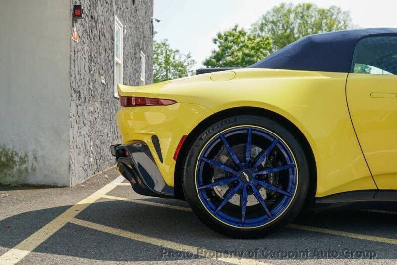 2023 Aston Martin Vantage V12