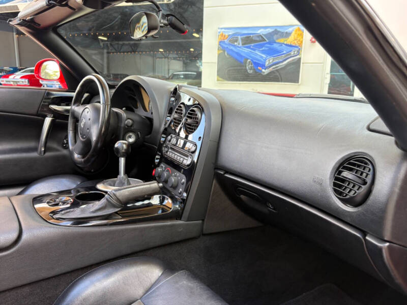 2004 Dodge Viper SRT-10