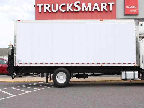 2018 Freightliner M2 106