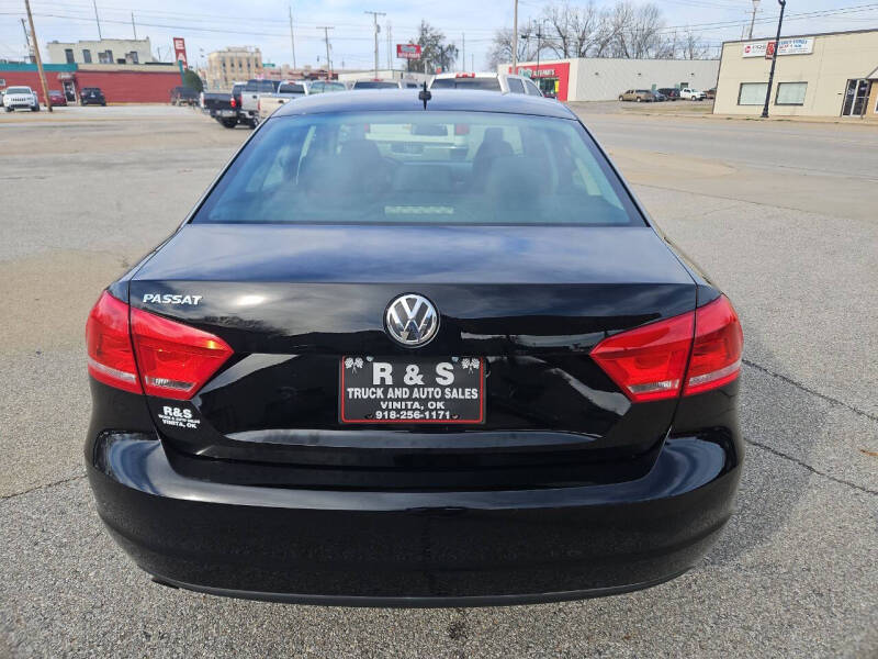 2012 Volkswagen Passat S PZEV