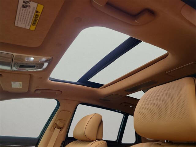 2025 Genesis G90 3.5T e-Supercharger