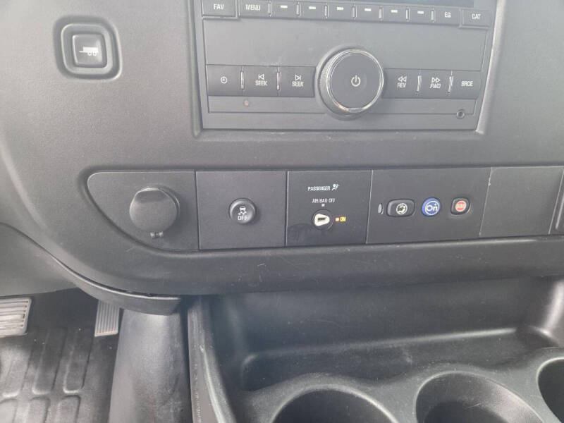 2024 GMC Savana 2500