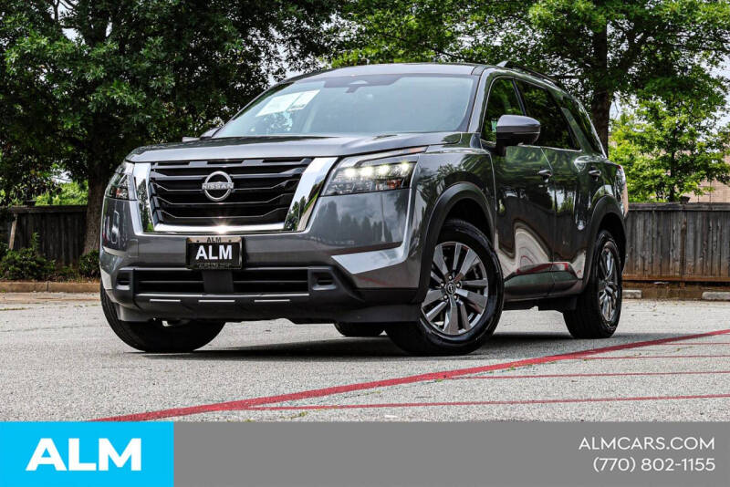 2025 Nissan Pathfinder SV