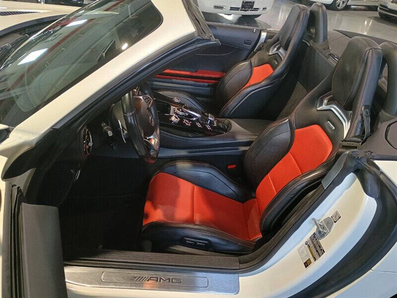 2018 Mercedes-Benz AMG GT 24