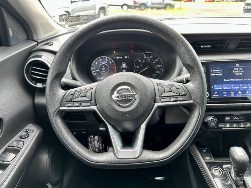 2021 Nissan Kicks SV