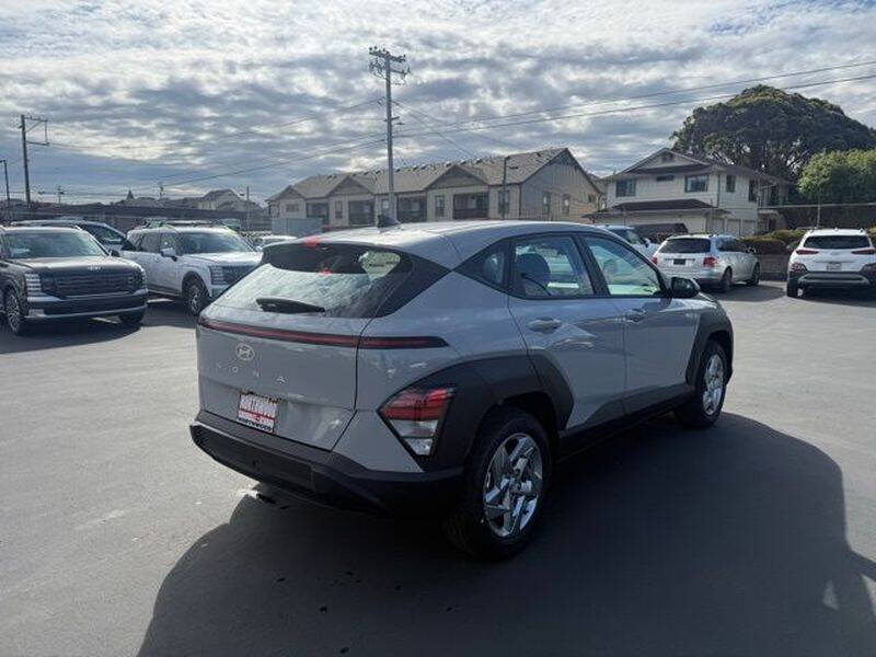 2026 Hyundai Kona SE