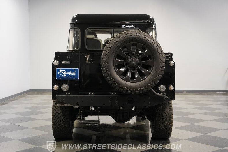 1984 Land Rover Defender