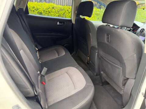 2011 Nissan Rogue SV