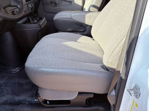 2016 Chevrolet Express LT 3500