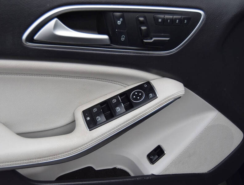 2017 Mercedes-Benz GLA GLA 250 4MATIC