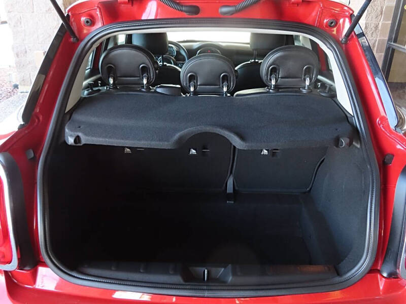 2017 MINI Hardtop 4 Door Cooper