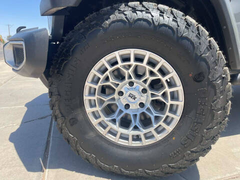 2022 Jeep Gladiator Sport S