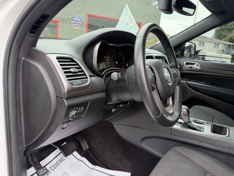 2018 Jeep Grand Cherokee Upland