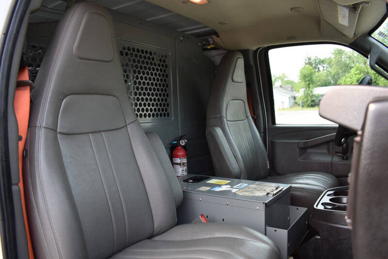 2017 Chevrolet Express 2500