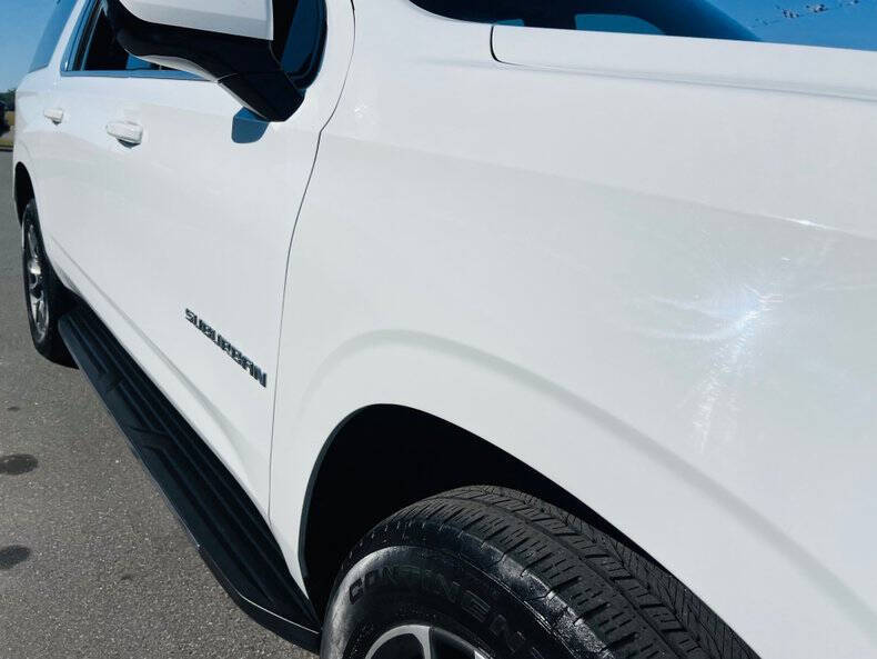 2022 Chevrolet Suburban LT