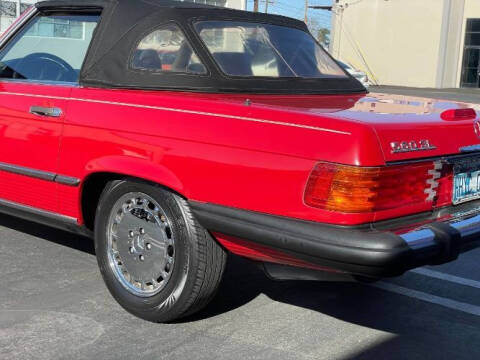 1988 Mercedes-Benz 560-Class 560 SL