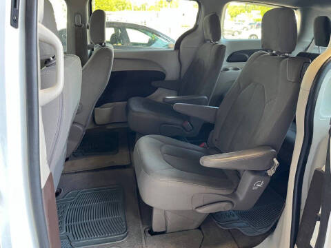 2017 Chrysler Pacifica Touring