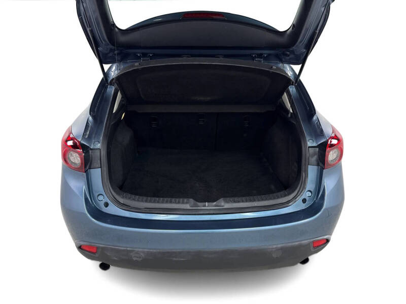 2015 Mazda MAZDA3 i Touring