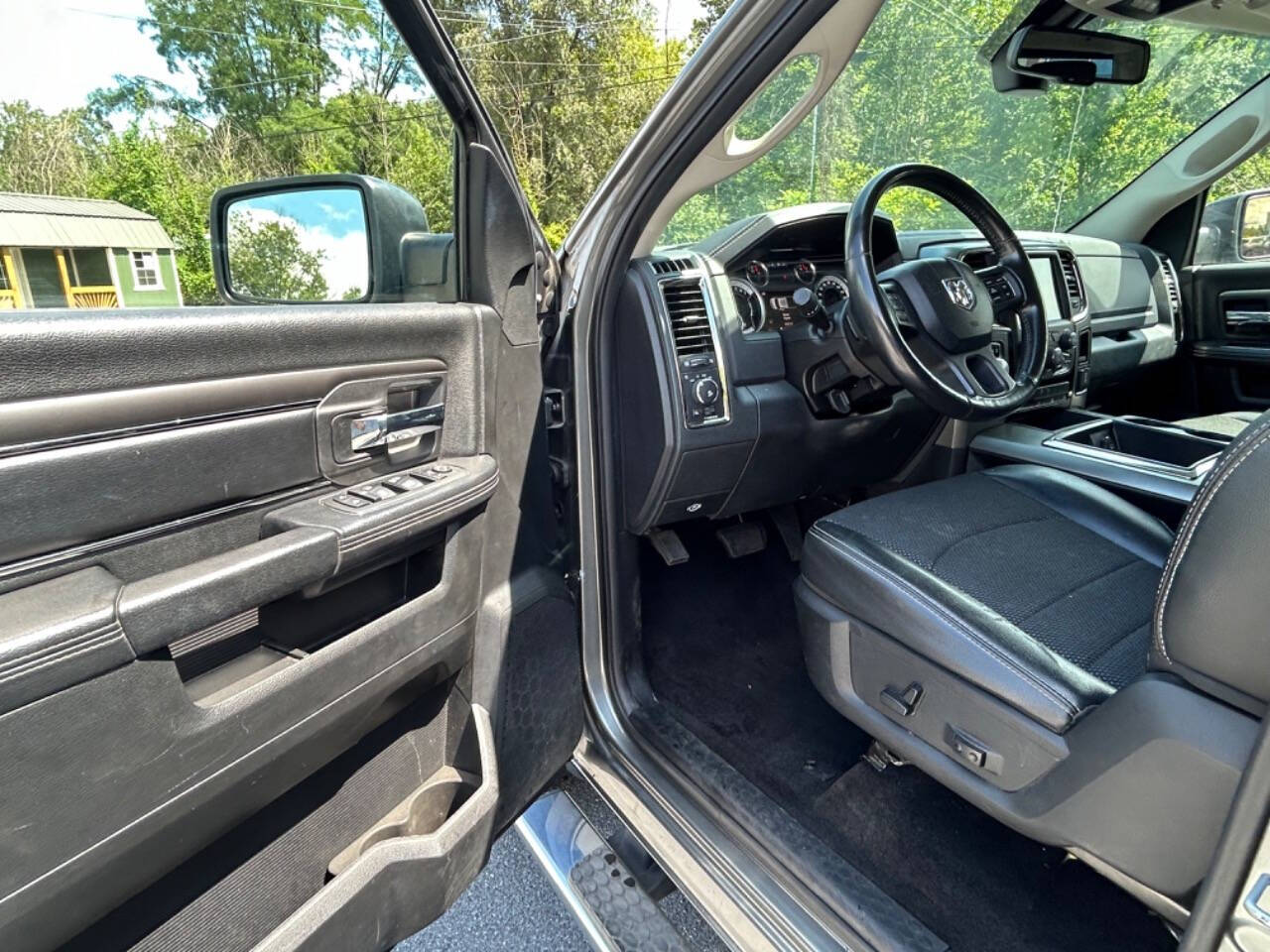 2013 Ram 1500 for sale at 100 Motors in Bechtelsville, PA