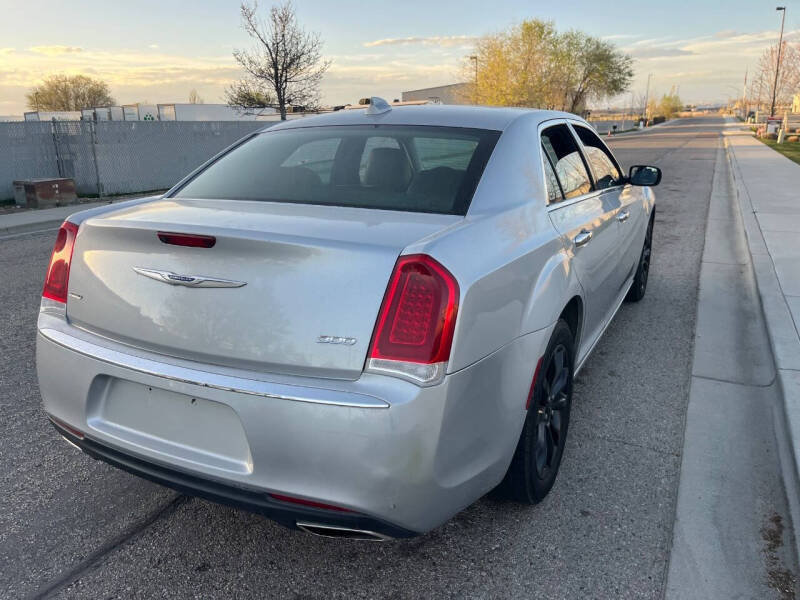 2020 Chrysler 300 Limited