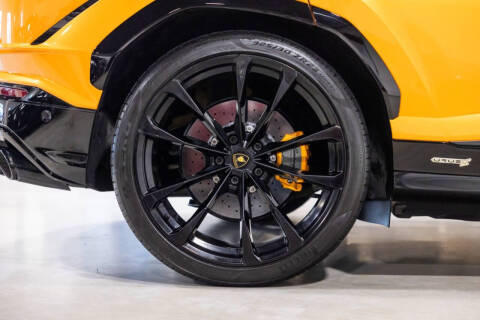 2024 Lamborghini Urus S