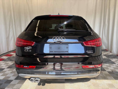 2016 Audi Q3 2.0T quattro Premium Plus