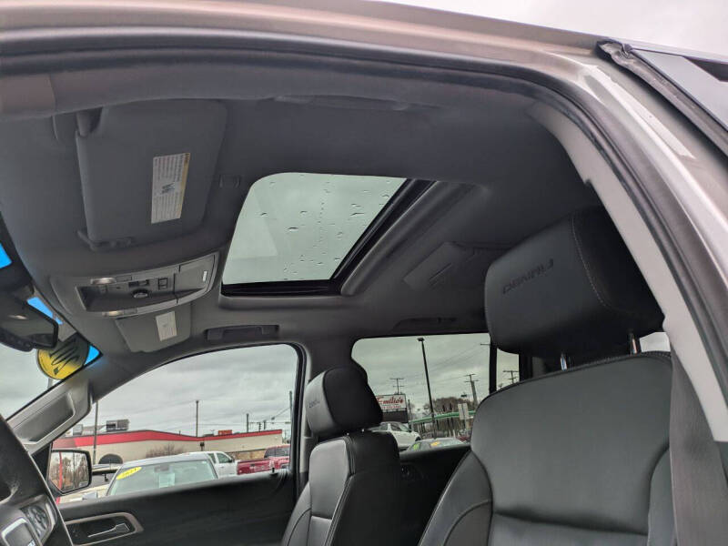 2017 GMC Yukon XL Denali