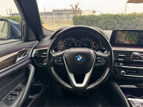 2019 BMW 5 Series 530i