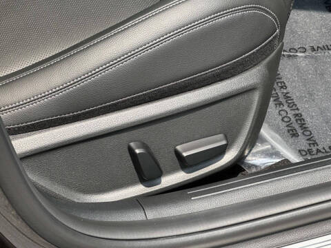 2026 Genesis G70 2.5T Standard