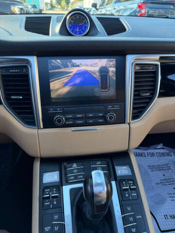 2018 Porsche Macan S