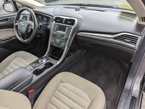 2017 Ford Fusion S
