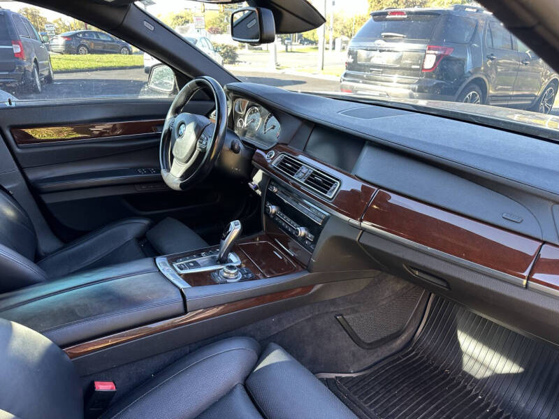 2012 BMW 7 Series 750Li xDrive