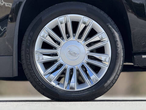 2019 Cadillac Escalade Platinum