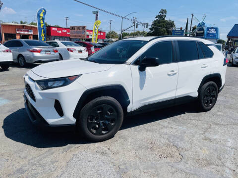 2019 Toyota RAV4 LE
