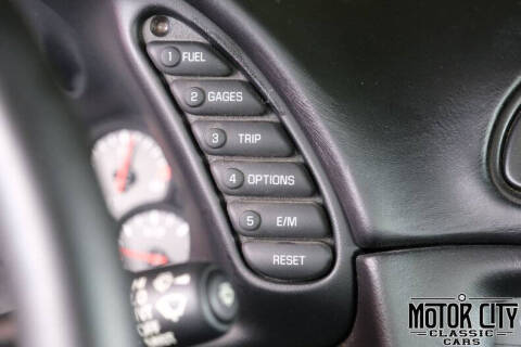 2004 Chevrolet Corvette