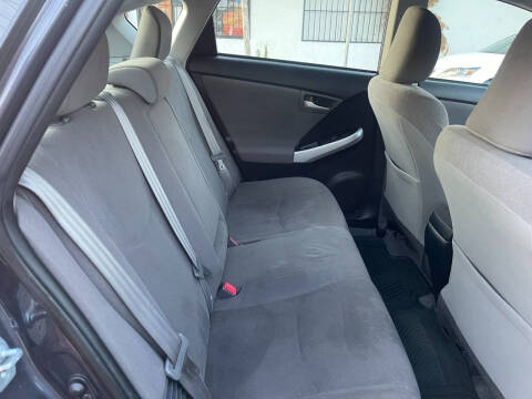 2014 Toyota Prius Three