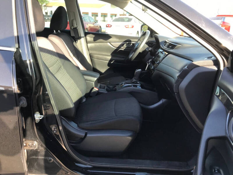 2020 Nissan Rogue S