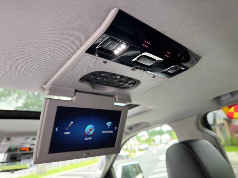 2017 Cadillac Escalade Luxury