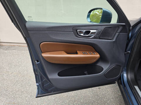 2019 Volvo XC60 T5 Inscription