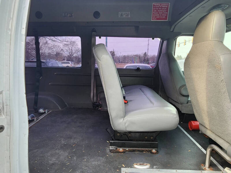 2013 Ford E-Series E-250