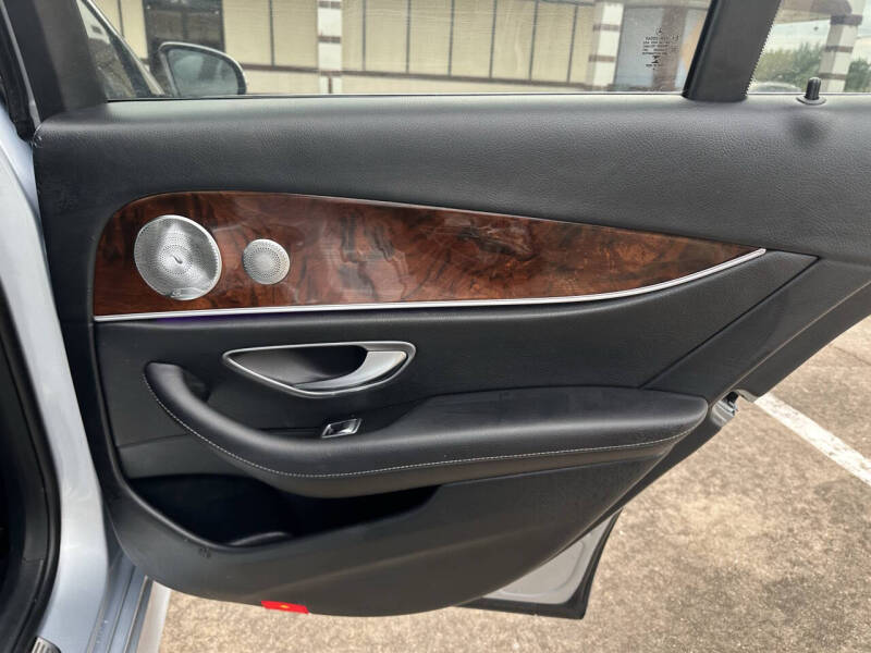 2017 Mercedes-Benz E-Class E 300 4MATIC