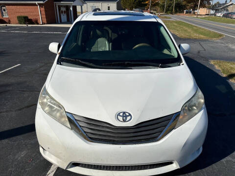 2011 Toyota Sienna for sale at SHAN MOTORS, INC. in Thomasville NC