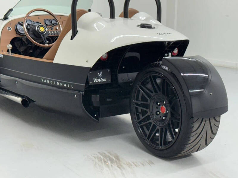 2022 Vanderhall Venice GT