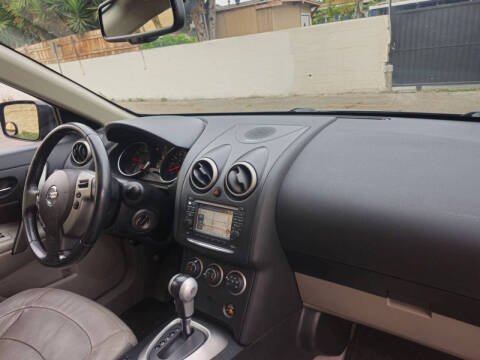 2012 Nissan Rogue SV w/SL Package