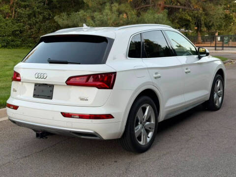 2018 Audi Q5 2.0T quattro Premium Plus