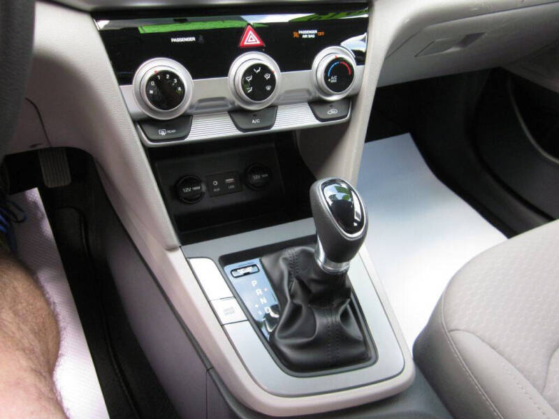 2019 Hyundai Elantra