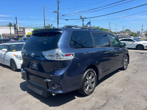 2019 Toyota Sienna