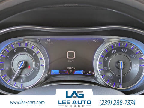 2016 Chrysler 300 C